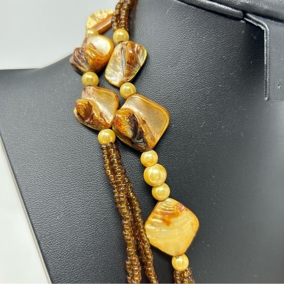 Yellow Amber Color Dyed Mother of Pearl Shell Layered Necklace Seed Beads 22.5" - Picture 5 of 10